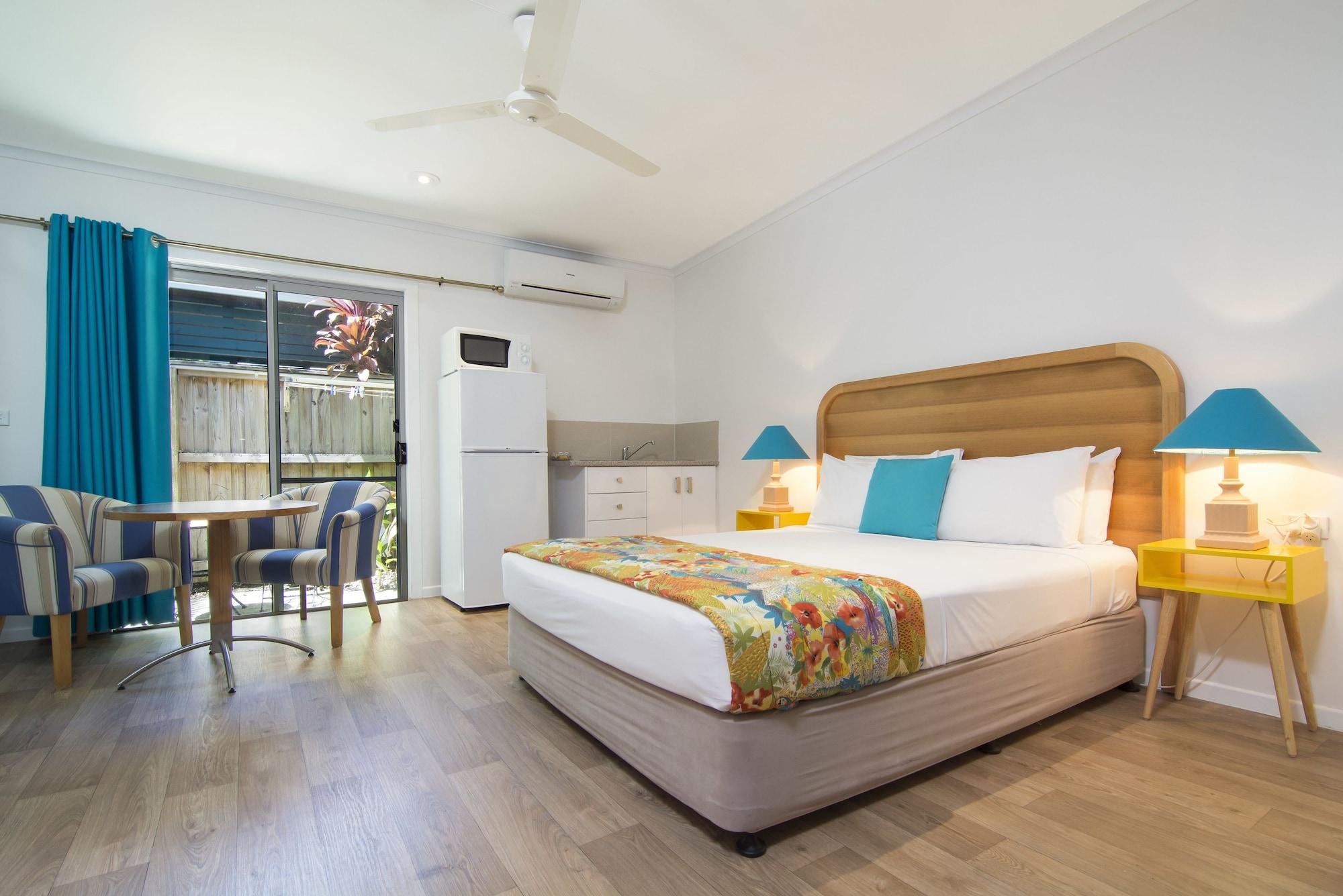 Port Douglas Motel Exterior photo